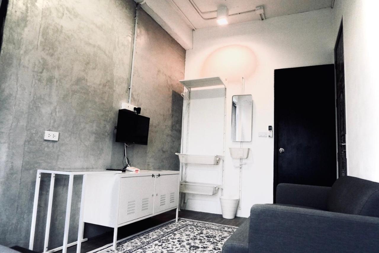 Shade House - Phuket Downtown Hostel Εξωτερικό φωτογραφία
