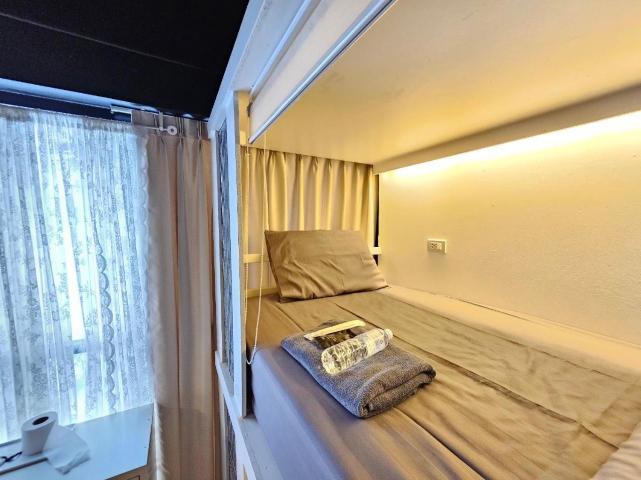 Shade House - Phuket Downtown Hostel Δωμάτιο φωτογραφία