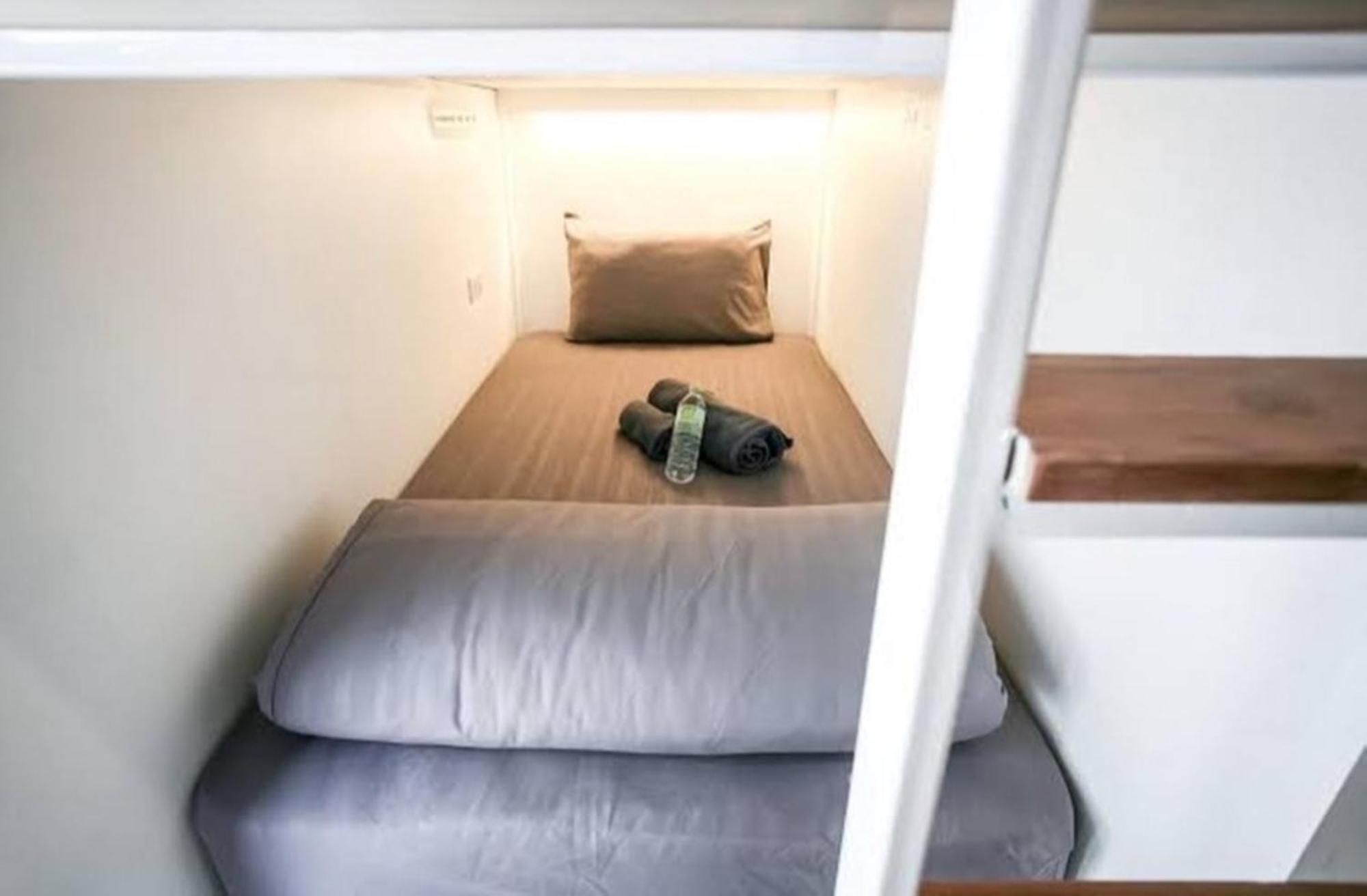 Shade House - Phuket Downtown Hostel Δωμάτιο φωτογραφία